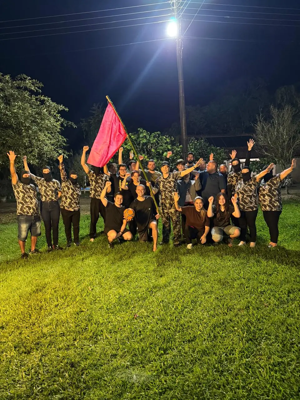 Foto oficial da turma do treinamento A Arte da Guerra — grupo de participantes após 5 horas de treinamento presencial